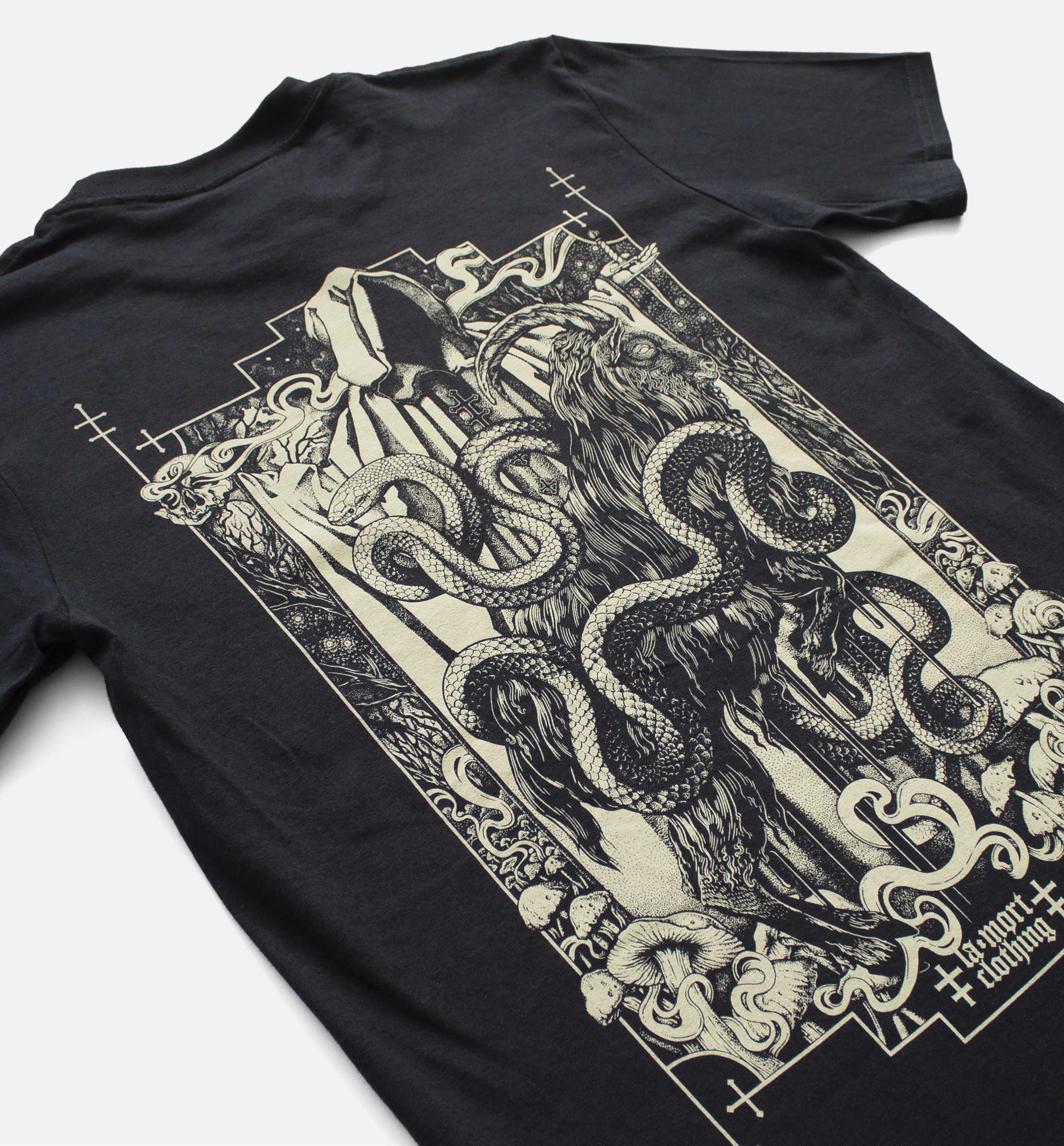 I Am The Clay Back Print T-shirt (BW/B) - Image 3