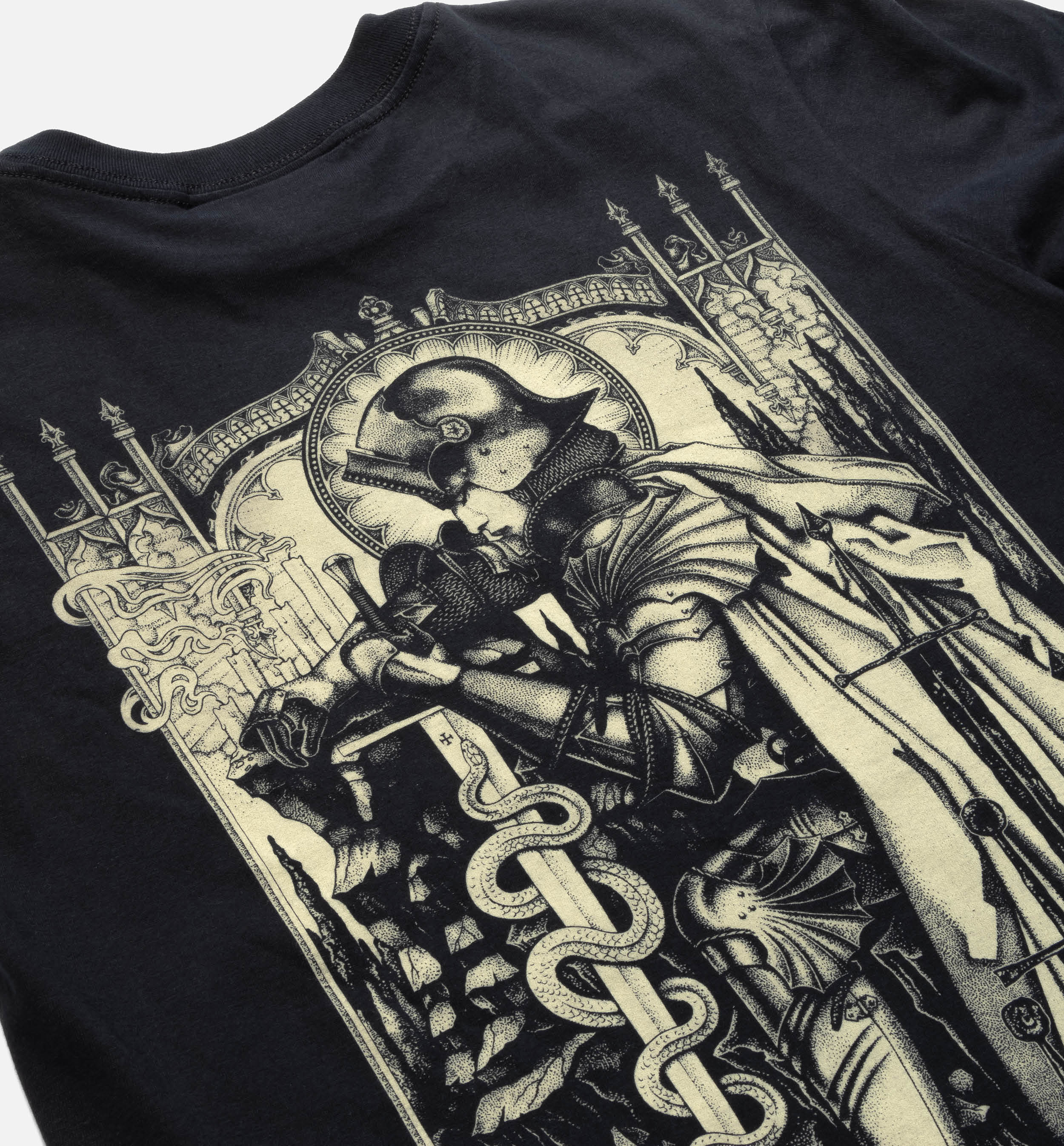 The Beguiling Back Print T-shirt (BW/B) - Image 4